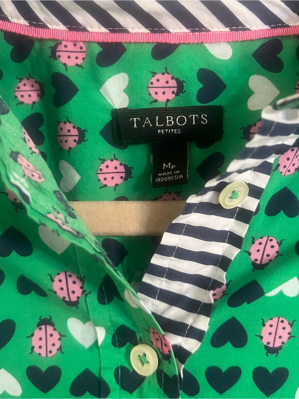 Talbots blouse ladybug Green Heart-Print Button Front Shirt preppy casual work - Picture 4 of 8